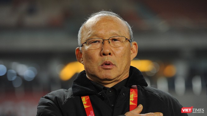 Giới chuyên môn bóng đá Hàn Quốc từng đặt cho HLV Park biệt danh "Ngài ngủ gật".
