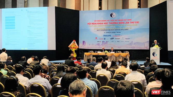 Các chuyên gia hàng đầu thế giới và Việt Nam về điện quang và y học hạt nhân tham dự hội nghị 
