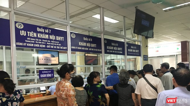 Khám chữa bệnh bảo hiểm y tế rất quan trọng với người dân (Ảnh: VT) 