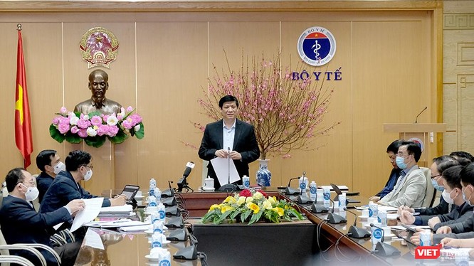 Bộ trưởng Bộ Y tế Nguyễn Thanh Long chủ trì cuộc họp