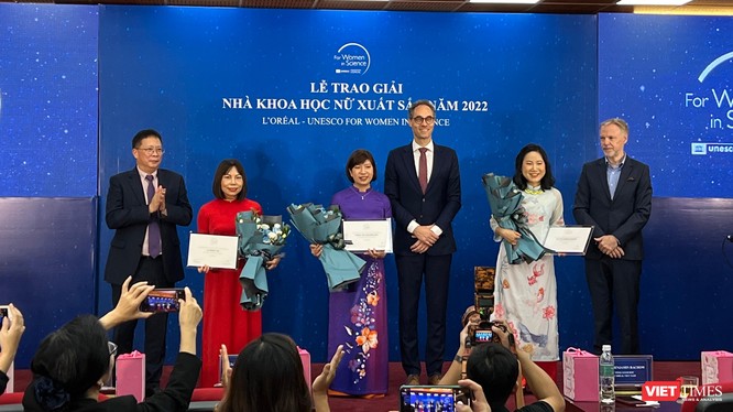 Ba nhà khoa học nữ xuất sắc năm 2022 được nhận Giải thưởng L’Oréal – UNESCO Vì sự phát triển phụ nữ trong khoa học
