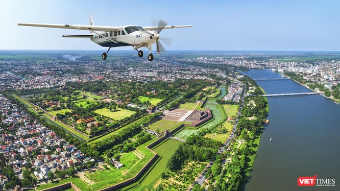 Hành trình bay “ngắm cảnh” sẽ khởi hành tại Sân bay Quốc tế Đà Nẵng, hạ cánh tại Sân bay Quốc tế Phú Bài và ngược lại, nhằm tạo ra trải nghiệm mới lạ đối với du lịch khu vực miền Trung.