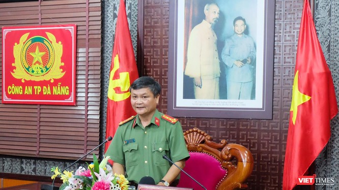 Chiều ngày 5/7, Đại tá Nguyễn Đức Dũng - Trưởng phòng Tham mưu Công an TP Đà Nẵng đã chủ trì buổi họp báo cung cấp thông tin về vụ việc
