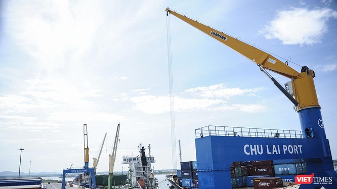 Cảng Chu Lai, một trong đầu mối trung chuyển hàng hóa thúc đẩy kinh tế Quảng Nam