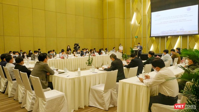 Quang cảnh buổi ra mắt Ban Chỉ đạo tạo thuận lợi thương mại tại Đà Nẵng và công bố kế hoạch hoạt động của dự án Tạo thuận lợi thương mại tại Đà Nẵng