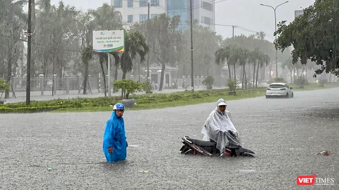 Trung tâm TP Tam Kỳ (Quảng Nam) ngập nặng sau những diễn biến tiêu cực của thời tiết