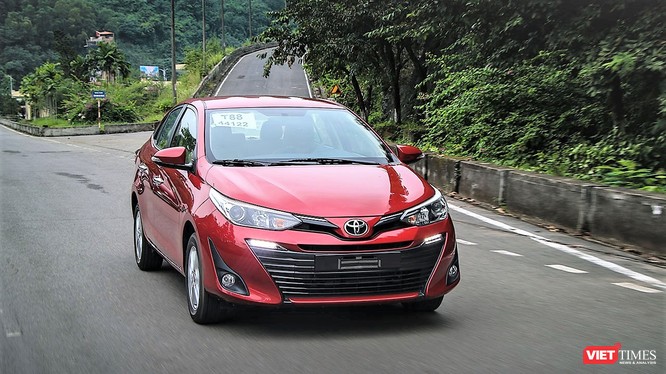 Thị phần của Toyota Việt Nam trên tổng thị trường đã giảm 6% so với cùng kỳ năm ngoái do chịu sự cạnh tranh của hàng loạt mẫu xe mới ra mắt của các đối thủ.