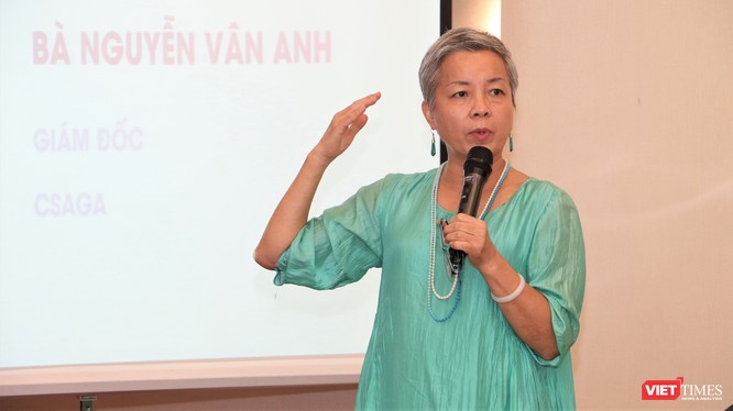Bà Nguyễn Vân Anh, Giám đốc CSAGA chia sẻ kinh nghiệm tại Hội thảo (ảnh: Đăng Khoa)