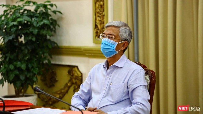 Ông Võ Văn Hoan – Phó chủ tịch UBND TP.HCM chiều nay đã ký thông báo không tổ chức bắn pháo hoa đêm giao thừa năm Tân Sửu 