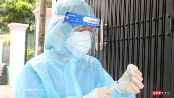 Tiêm chủng COVID-19 cho mọi người dân trên địa bàn TP.HCM. Ảnh: HCDC