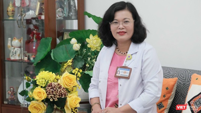 TS.BS Hoàng Thị Diễm Tuyết - Giám đốc Bệnh viện phụ sản Hùng Vương. Ảnh: HB