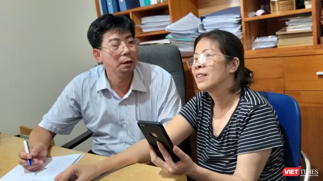 Bà Nguyễn Bích Quy trong buổi trả lời phỏng vấn báo chí cùng luật sư ngày 22/8.