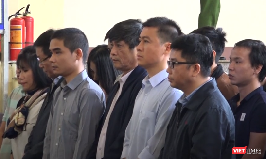 7 bị cáo bị tạm giam phục vụ điều tra gồm Phan Văn Vĩnh, Nguyễn Thanh Hóa, Phan Sào Nam, Nguyễn Văn Dương, Phan Thu Hương, Đoàn Thu Hà, Lưu Thị Hồng.