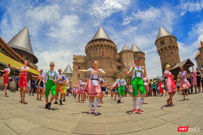 Lễ hội hoa Sun World Bà Nà Hills 2018 đặc sắc cũng diễn ra trong dịp Tết Mậu Tuất 2018