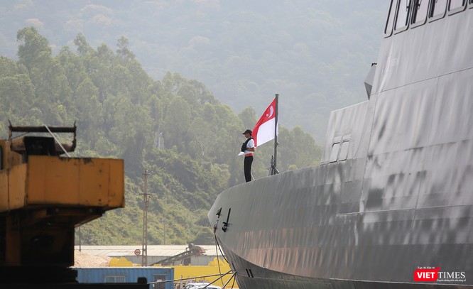 Tàu khu trục RSS INTREPID-Hải quân Singapore đã đến Đà Nẵng ảnh 10