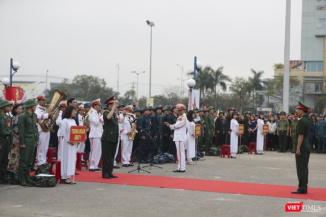Chùm ảnh: Những khoảnh khắc xúc động trong Lễ giao nhận quân Đà Nẵng 2019 ảnh 6