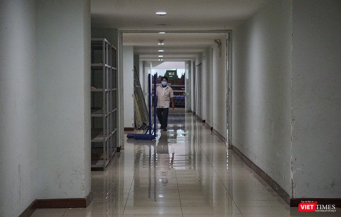 Đà Nẵng bắt đầu xây dựng bệnh viện dã chiến tại cung thể thao Tiên Sơn ảnh 15