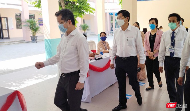 Ảnh: Cử tri toàn TP Đà Nẵng đi bầu cử đại biểu Quốc hội và HĐND TP ảnh 4