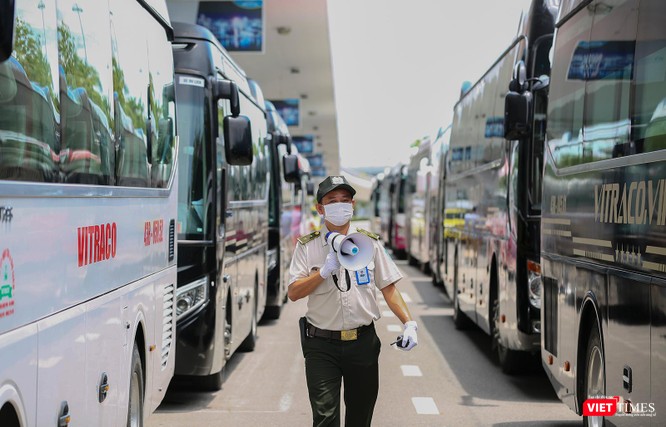 Ảnh: Đà Nẵng đón người dân từ TP HCM về nhà ảnh 12