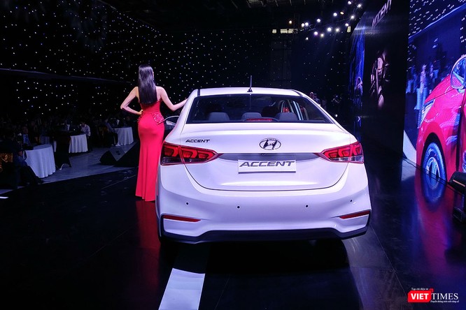 Tham vọng giành ngôi vương phân khúc B, Hyundai Accent 2018 chỉ có giá từ 425 triệu ảnh 4