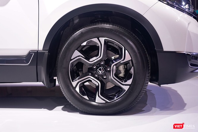 Honda Việt Nam ra mắt xe CR-V 2018, giá cao nhất 1,1 tỷ đồng ảnh 5