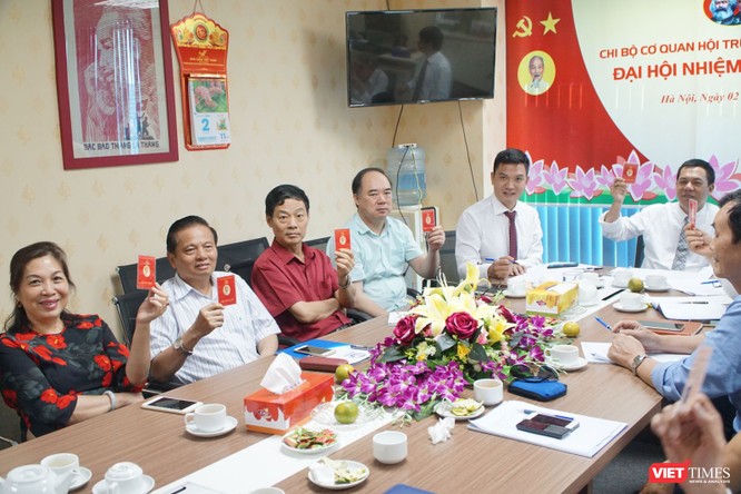 Đồng chí Lê Đức Sảo tái đắc cử Bí thư Chi bộ Cơ quan Hội Truyền thông số Việt Nam ảnh 1