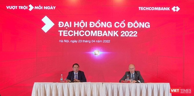 Chủ tịch Hồ Hùng Anh nói gì về việc Techcombank không chia cổ tức? ảnh 1
