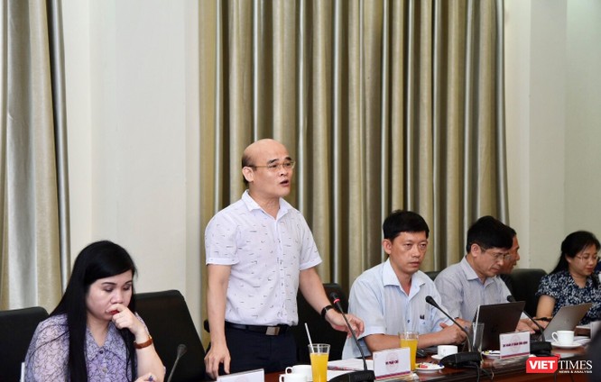 TS. Nguyễn Huy Quang - Vụ trưởng Vụ Pháp chế Bộ Y tế phát biểu tại buổi làm việc