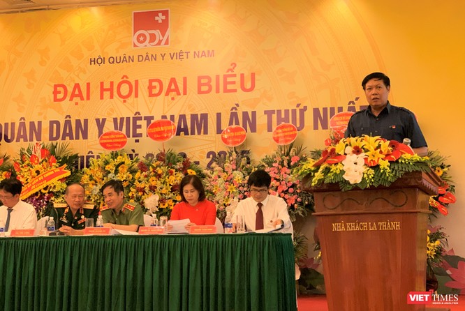 Nguyên Bộ trưởng Bộ Y tế Nguyễn Quốc Triệu được bầu làm Chủ tịch danh dự Hội Quân dân y Việt Nam ảnh 1