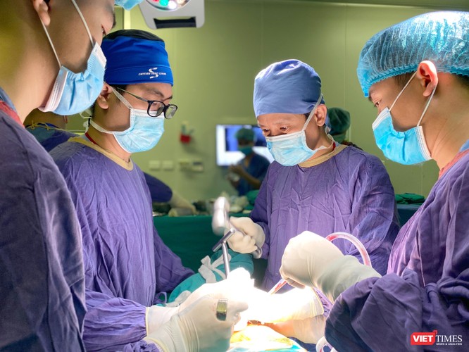 Người đi tiên phong trong phẫu thuật nội soi khớp gối, thay khớp gối, khớp háng toàn phần ở Việt Nam ảnh 5