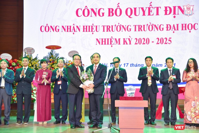 GS.TS. Nguyễn Hữu Tú trở thành tân Hiệu trưởng Trường Đại học Y Hà Nội ảnh 4