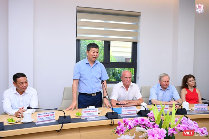 Trường ĐH Y Hà Nội, BQL Lăng Hồ Chủ tịch hợp tác với các nhà khoa học Nga về nghiên cứu thảo dược ảnh 4