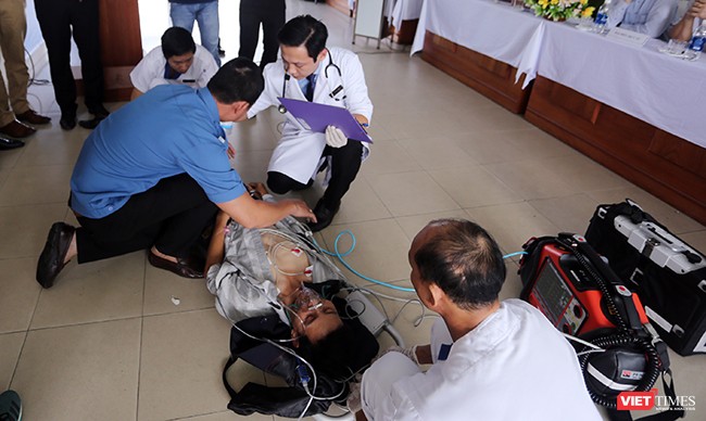 Đà Nẵng diễn tập y tế ứng phó cấp cứu phục vụ APEC ảnh 16