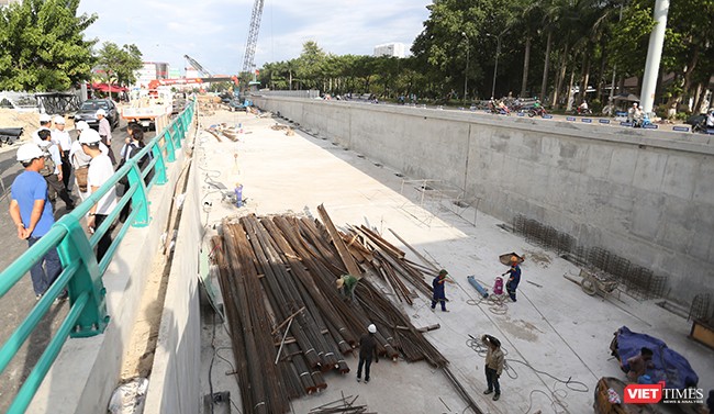Hầm chui Điện Biên Phủ đang được gấp tút hoàn thành để phục vụ APEC