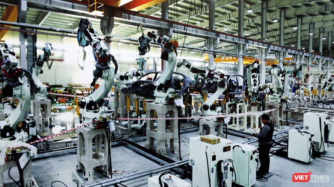 Cận cảnh thi công nhà máy sản xuất ô tô Mazda 12.000 tỷ của Thaco ảnh 9