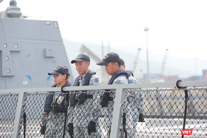 Tàu khu trục RSS INTREPID-Hải quân Singapore đã đến Đà Nẵng ảnh 15
