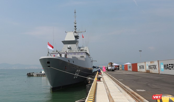 Tàu khu trục RSS INTREPID-Hải quân Singapore đã đến Đà Nẵng ảnh 7