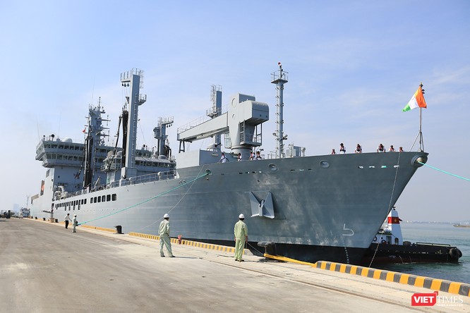 Đội tàu Hải quân Ấn Độ và gần 1.000 binh sĩ cập cảng Đà Nẵng ảnh 5