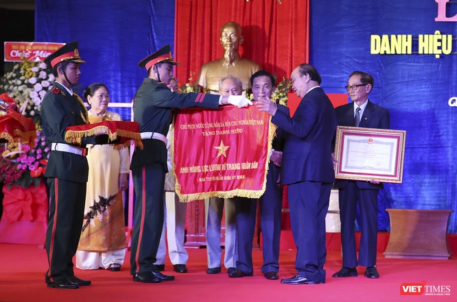 Ban Tuyên huấn Khu ủy Khu 5 đón nhận danh hiệu “Anh hùng Lực lượng vũ trang nhân dân” ảnh 1
