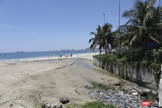 Bãi biển Đà Nẵng “ngộ độc” nước thải thế nào - Kỳ 1 ảnh 1