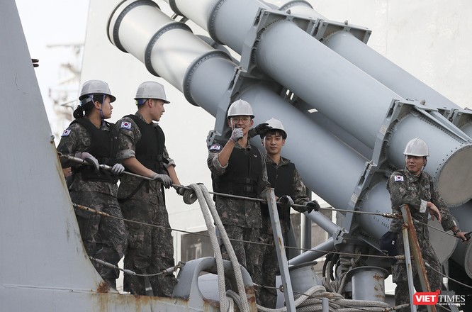 Khu trục hạm Hải quân Hàn Quốc thăm chính thức Đà Nẵng được trang bị vũ khí khủng gì? ảnh 15