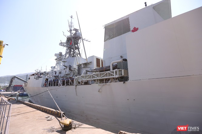 Xem sức mạnh của đội tàu Hải quân Canada tại Đà Nẵng ảnh 8