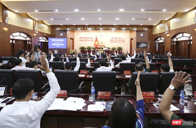 Đà Nẵng: Luân chuyển nhiều chức danh lãnh đạo chủ chốt ảnh 1