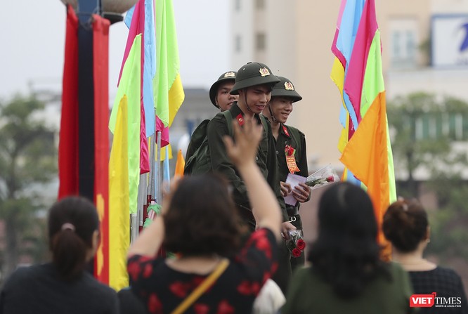 Chùm ảnh: Những khoảnh khắc xúc động trong Lễ giao nhận quân Đà Nẵng 2019 ảnh 32
