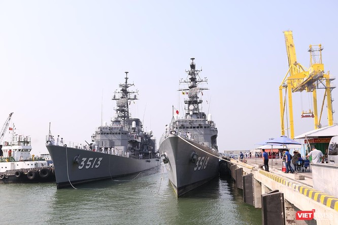 Cận cảnh cặp chiến hạm Nhật Bản vừa cập cảng Tiên Sa ảnh 22