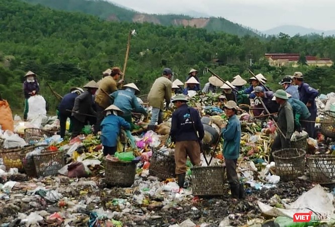 Bãi rác Khánh Sơn đang dần quá tải