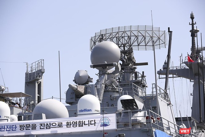 Đội tàu khu trục Hải quân Hàn Quốc chính thức thăm Đà Nẵng ảnh 18