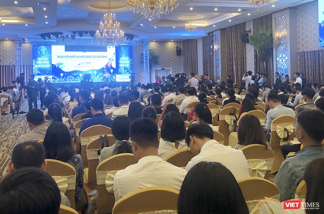 Hơn 2.000 người tham dự khai mạc Ngày hội khởi nghiệp sáng tạo Đà Nẵng-SURF 2019 ảnh 1