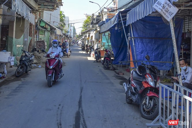 Đà Nẵng: Chợ An Hải Đông đã được dỡ rào chắn phong tỏa ảnh 12