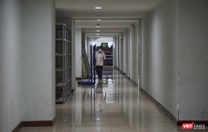 Đà Nẵng bắt đầu xây dựng bệnh viện dã chiến tại cung thể thao Tiên Sơn ảnh 15